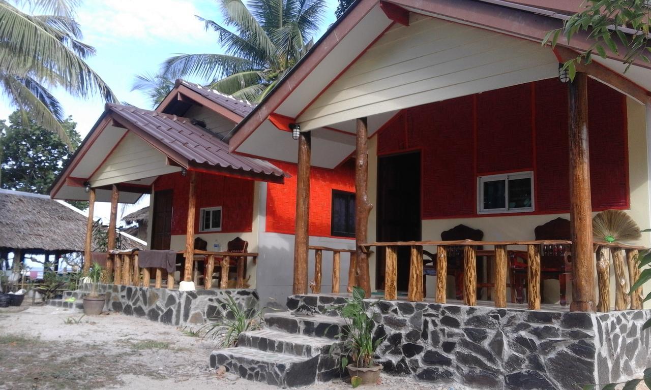 Relax Beach House Hotel Ko Lanta Exterior foto